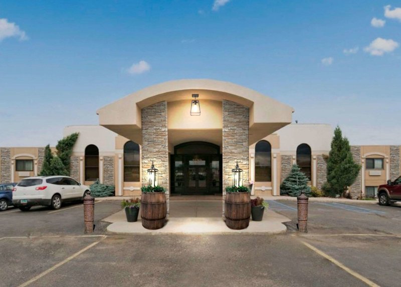 Revel Hotel Minot, SureStay Collection by Best Western - photo 1