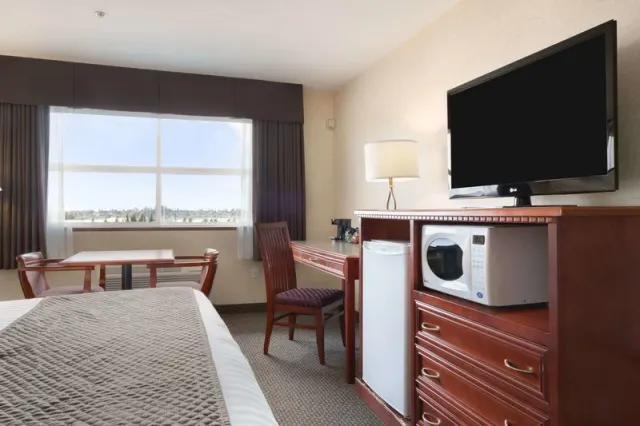 Days Inn & Suites by Wyndham Langley - foto 3