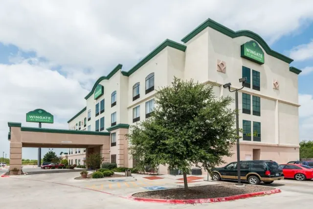 Wingate by Wyndham New Braunfels - photo 2