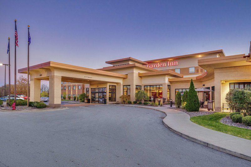 Hilton Garden Inn Milwaukee Airport - photo 1