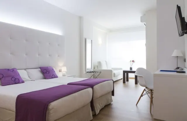 Hotel Albahia - photo 3