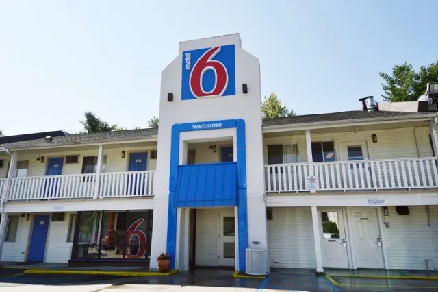 Motel 6 Nashua - photo 4