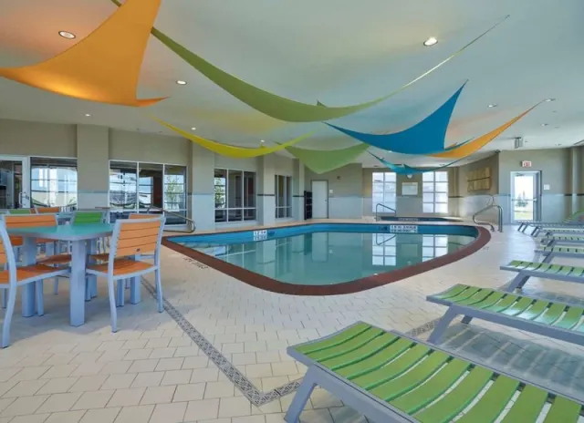 Hampton Inn by Hilton Calgary Airport North - photo 4