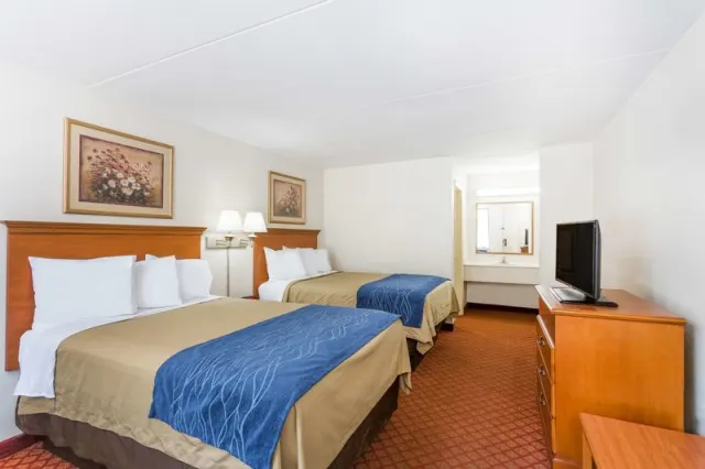 Days Inn By Wyndham Winston Salem North - photo 3