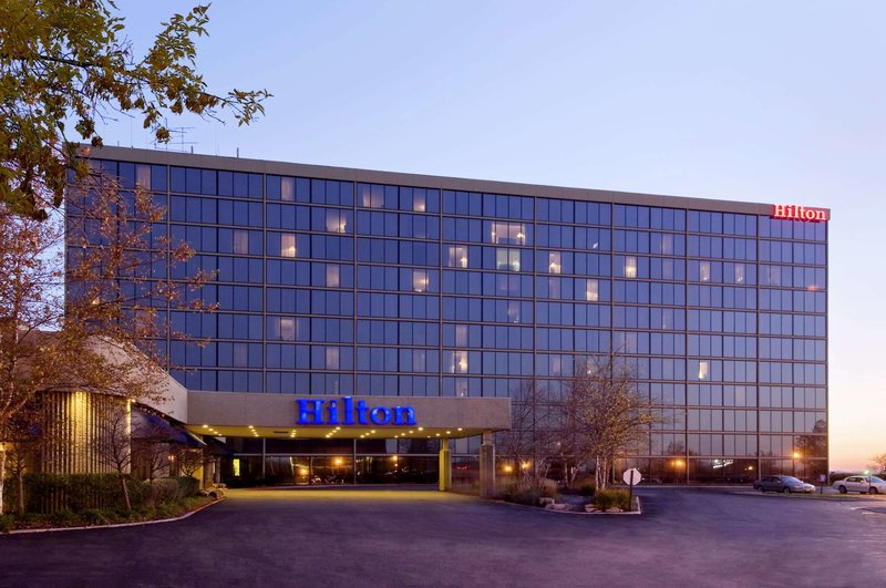 Hilton Kansas City Airport - photo 1