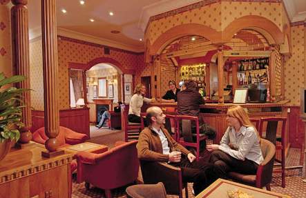 Phoenix Hotel - photo 1