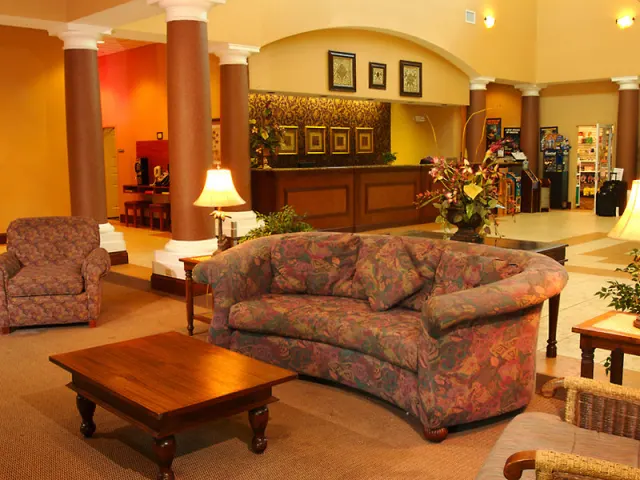 Hawthorn Extended Stay by Wyndham Orlando - photo 2