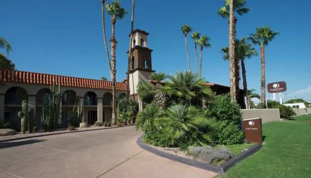 DoubleTree Suites by Hilton Tucson - Williams Center - foto 2
