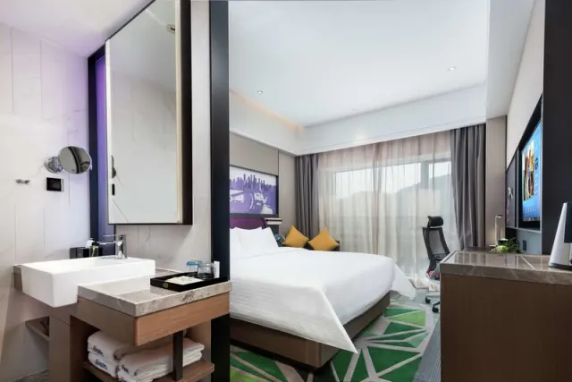 Hampton by Hilton Dalian Zhongshan - photo 2