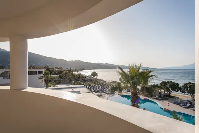 The Beach Plaza Hotel - foto 3