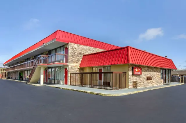 Econo Lodge Civic Center - photo 4