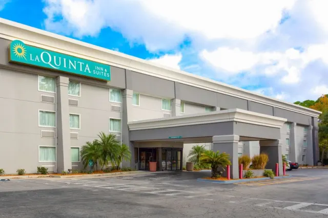 La Quinta Inn Suites by Wyndham Jacksonville Mandarin, Florida