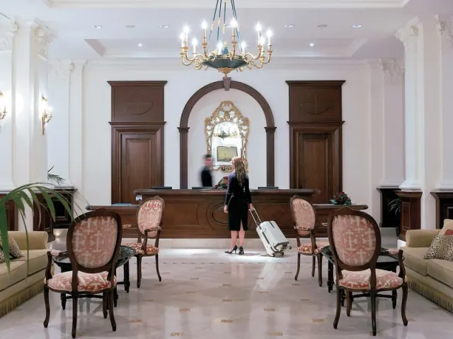 Grecotel Larissa Imperial - photo 4