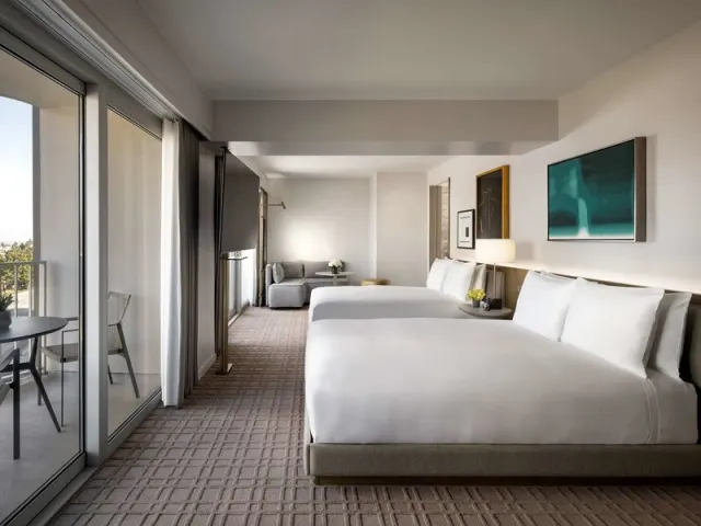 Fairmont Century Plaza Hotel, Los Angeles