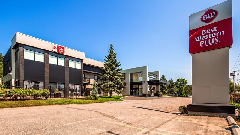 Best Western Plus Mont-Laurier - foto 1