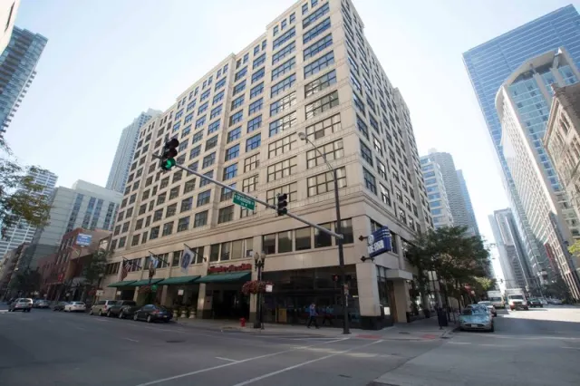 Hampton Inn Suites ChicagoDowntown, Illinois