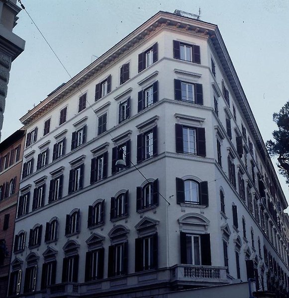 Gambrinus Hotel - photo 1