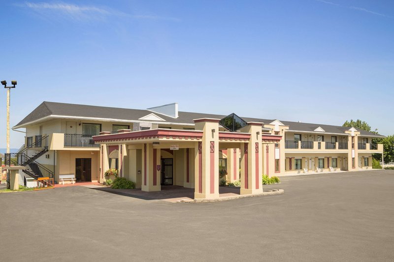 Days Inn by Wyndham Riviere-Du-Loup - foto 1