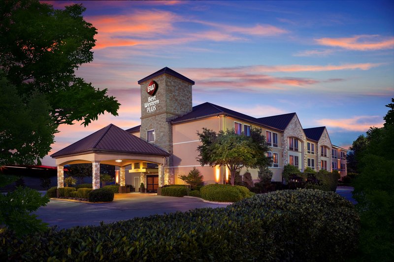 Best Western Plus Lewisville Flower Mound - photo 1