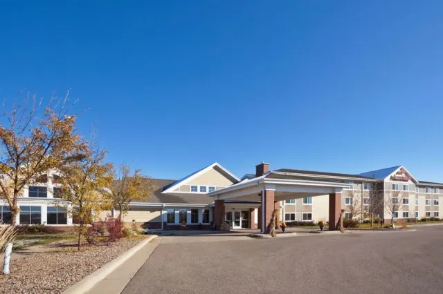 AmericInn by Wyndham Fort Pierre Conference Center - photo 3