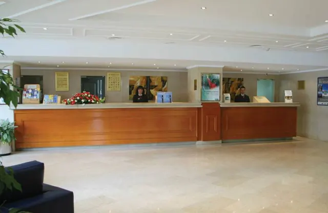Holiday Inn Lisbon - photo 3