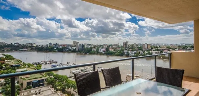 Central Dockside Apartment Hotel - photo 4