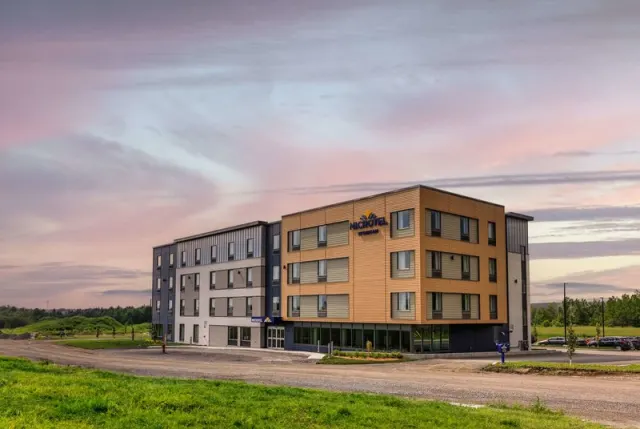 Microtel By Wyndham Lachute - photo 3