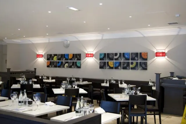 Crowne Plaza Manchester Airport - photo 4