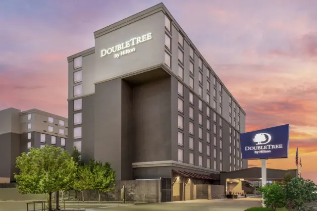 DoubleTree by Hilton Denver Cherry Creek - photo 2