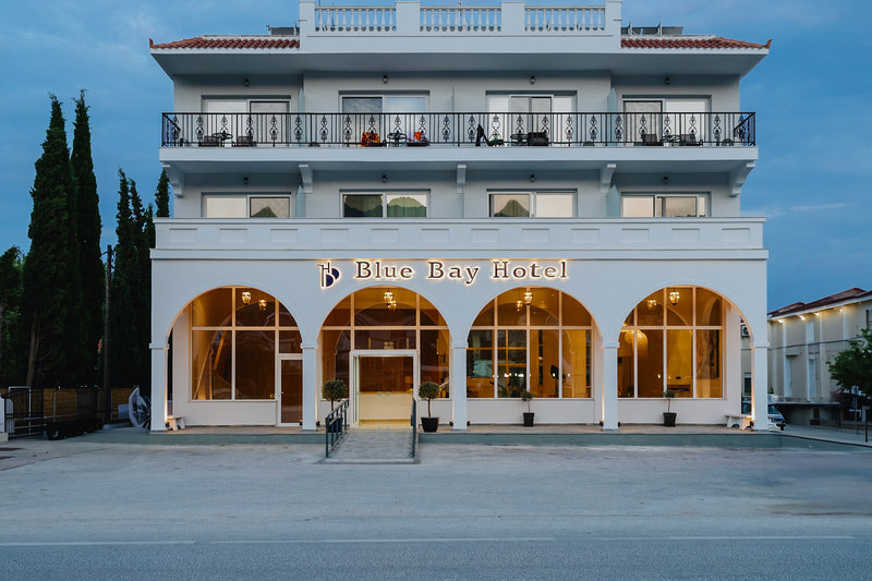 Blue Bay Hotel - foto 1