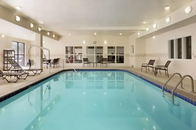 Hampton Inn Wichita Falls-Sikes Senter Mall  - photo 3