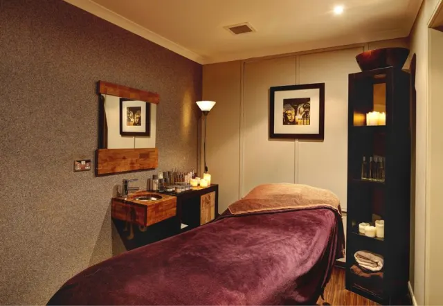 Hilton Grand Vacations Club at Craigendarroch Suites - photo 4
