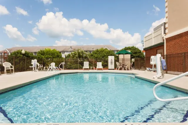 Country Inn & Suites by Radisson, Tifton, GA - photo 2