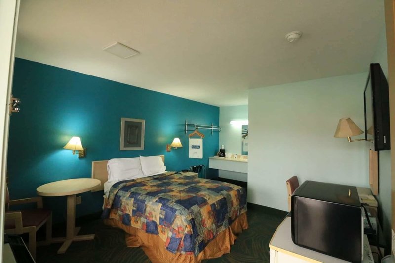 Travelodge by Wyndham Parkersburg - fotoğraf 1