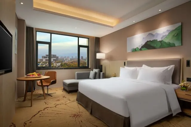 Ramada by Wyndham Zhengzhou Xinzheng - photo 3
