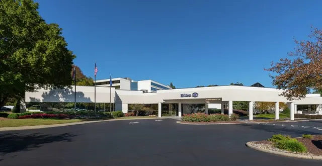 Hilton Durham near Duke University - photo 2