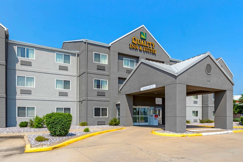 Quality Inn & Suites Keokuk North - photo 1