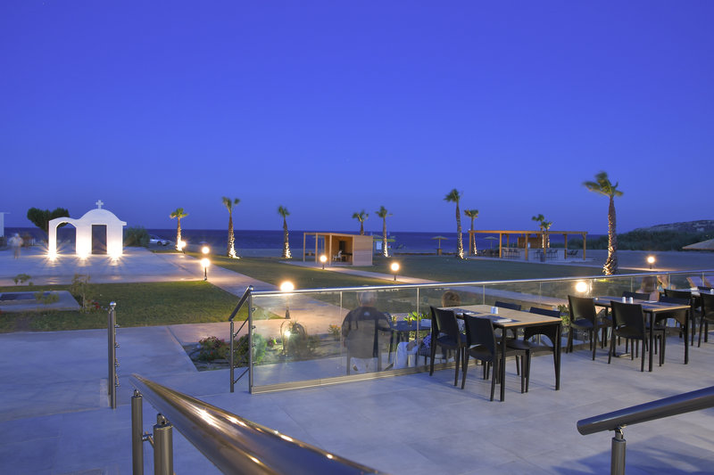 Evita Bay Hotel - photo 1