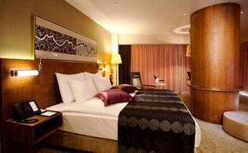Crowne Plaza Harbiye - photo 2