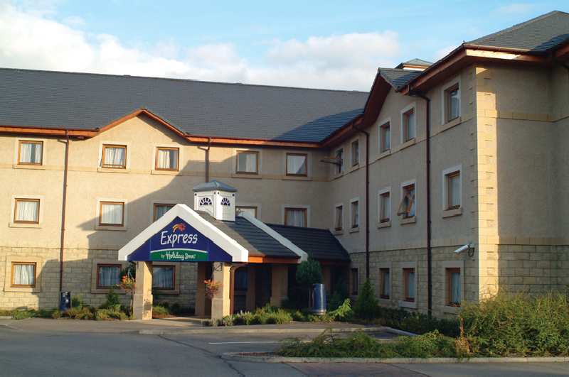 Holiday Inn Express Inverness - photo 1