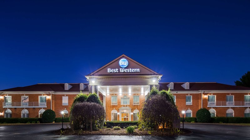 Best Western Spring Hill Inn & Suites - foto 1