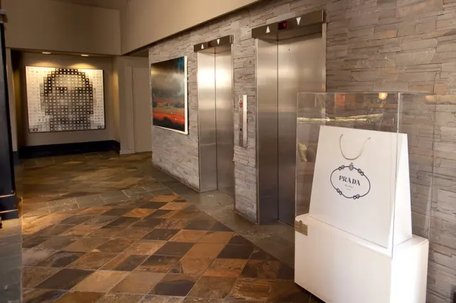 Hotel Arts - photo 2