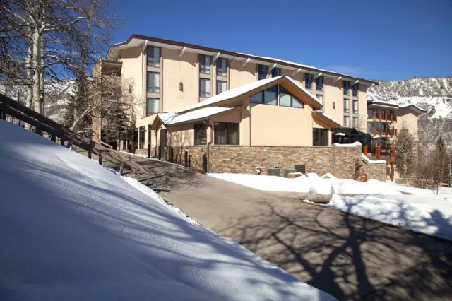 Stonebridge Inn - photo 3