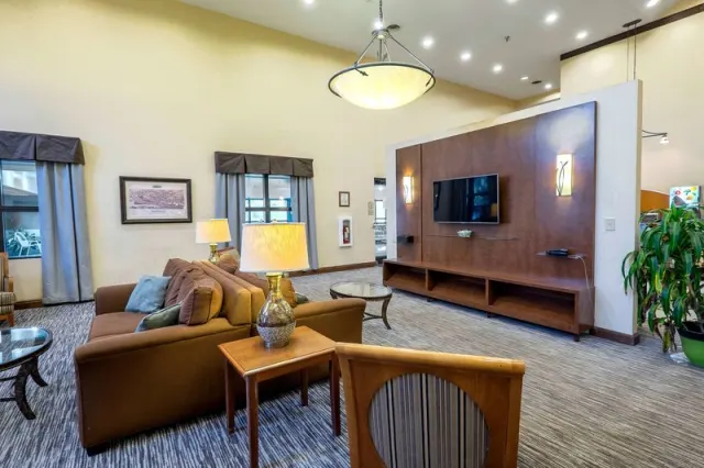 Wingate by Wyndham Waynesboro - photo 2