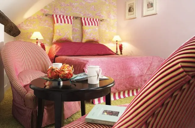 Hotel Chavanel - photo 2