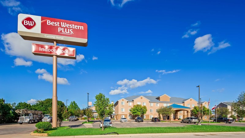 Best Western Plus Cutting Horse Inn & Suites - photo 1
