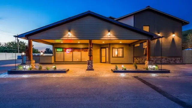 Best Western Black Hills Lodge - photo 3