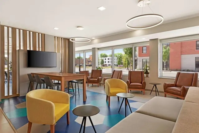 Microtel Inn Suites by Wyndham Lac-Megantic - photo 4