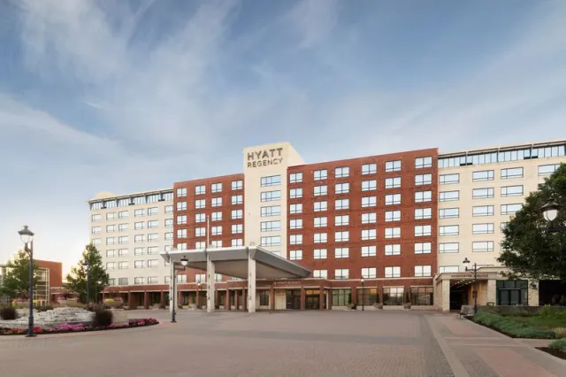 Hyatt Regency Coralville Hotel  Conference Center - photo 2