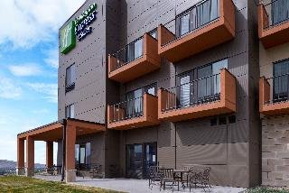 Holiday Inn Express  Suites Pocatello - photo 2